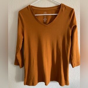 St. John's Bay Rust Burnt Orange 100% Cotton 3/4 Sleeve V-Neck Essential Tee M
